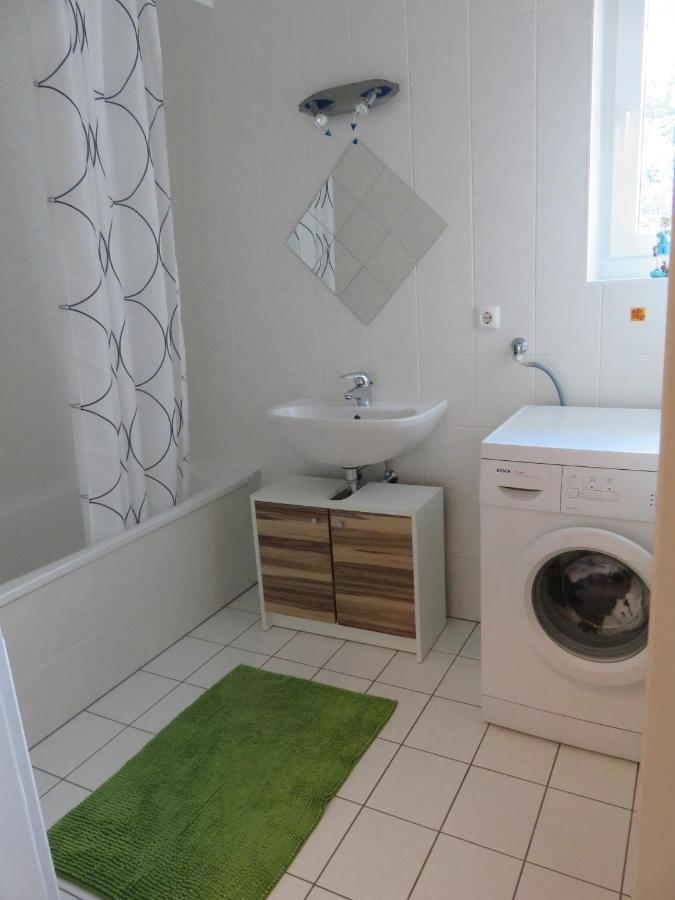 2 Zimmer Wohnung Gries am Brenner Bagian luar foto